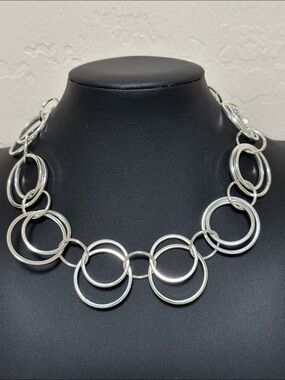 Best Of Everything Loopy Links Silver-Tone Circle Choker Necklace